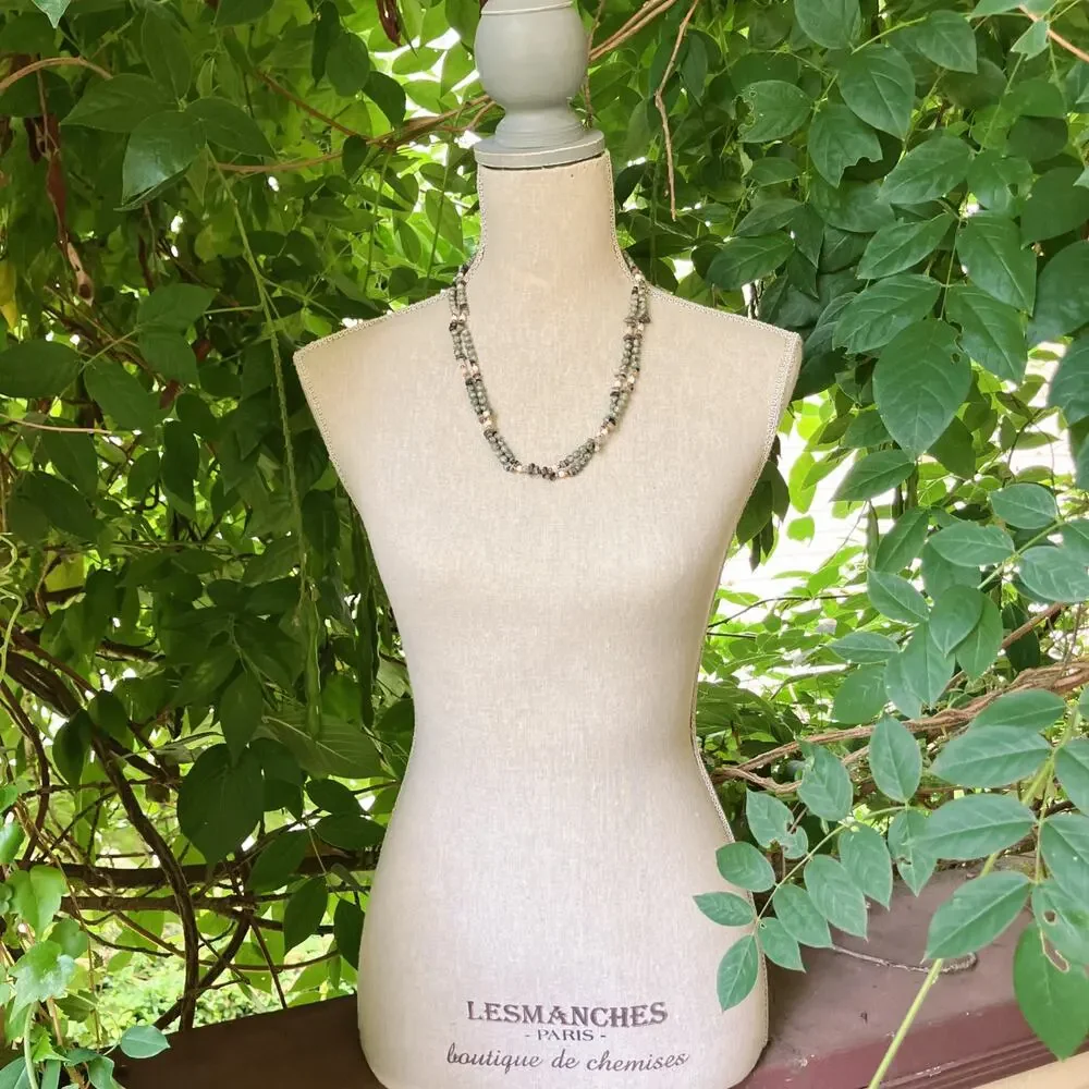 VTG Gemstone Necklace 23.5